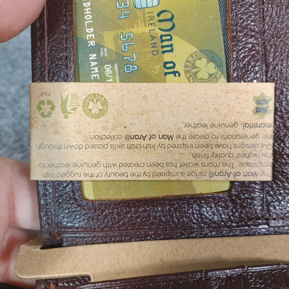 Man of Aran Bifold Wallet Mens Brown Genuine Leather Celtic Shamrock Ireland